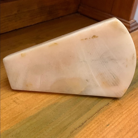 Elephant Sculpture - Picture 4 of 6